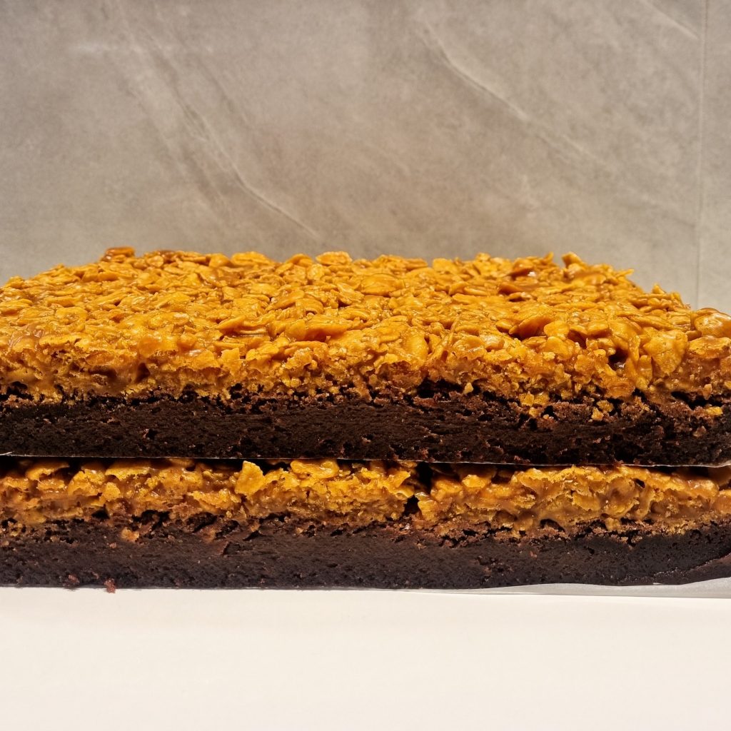 Brownies med cornflakes i saltkolasås, Lisens Pastry i Lund